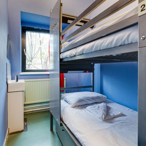 a private twin room with bunk beds at Clink 261 hostel in London