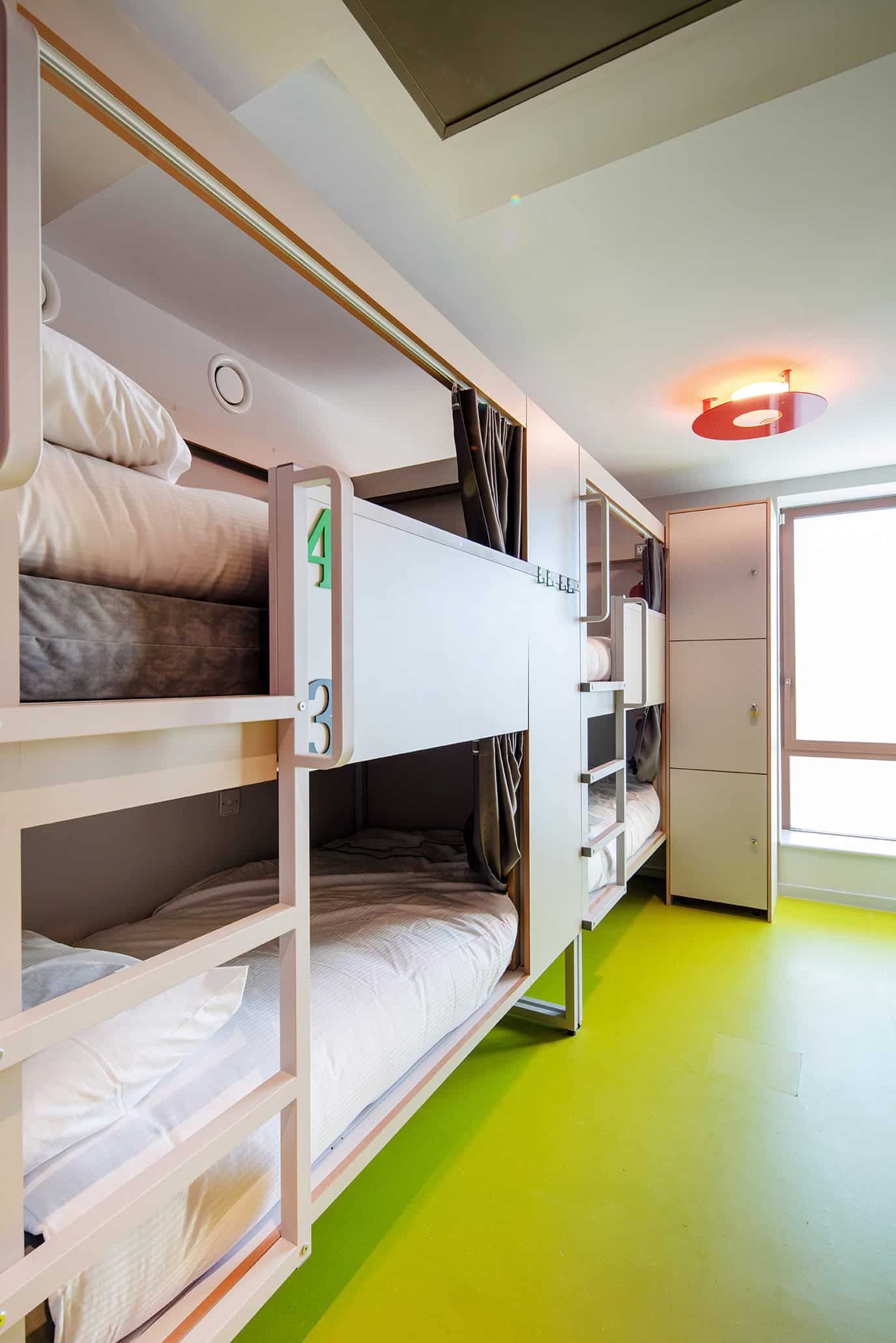 Clink i Lar dorm room with bunkbeds in Dublin 