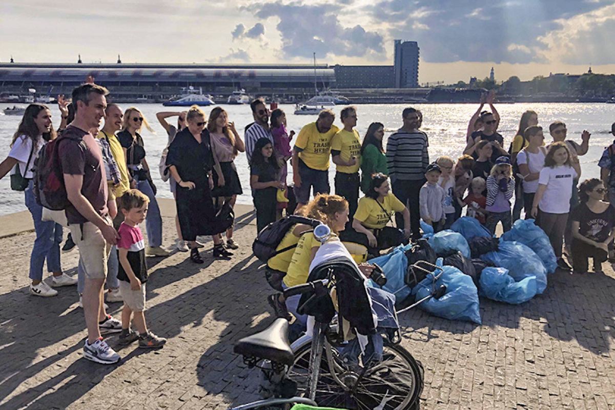 The ClinkNOORD team in Amsterdam participating in World Clean Up Day along the River Ij