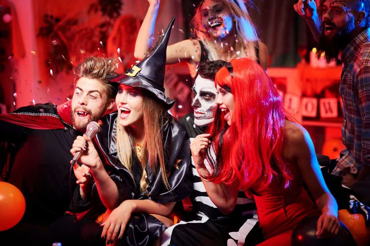 halloween party