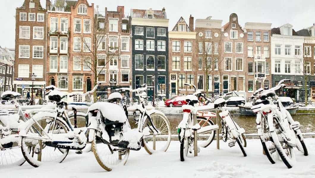 The 20 Best Things to Do in Amsterdam in Winter (2023) CLINK Hostels