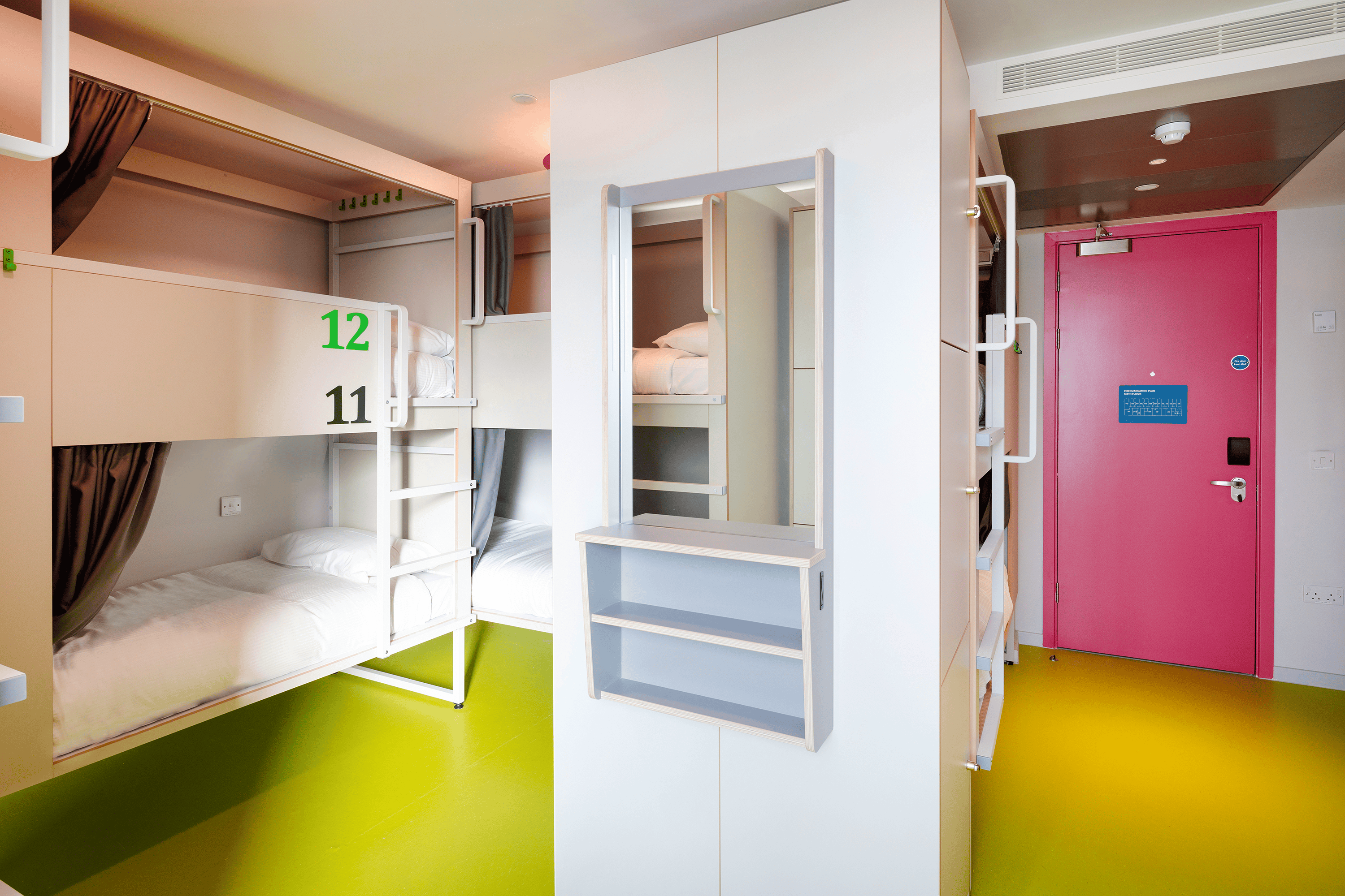 Group dorm room with bunk beds at Clink i L&aacute;r Dublin hostel