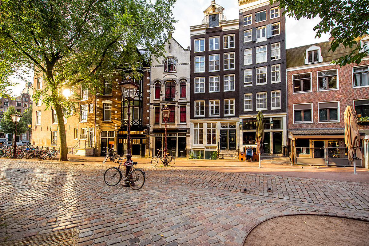 Finding central and affordable hostels in Amsterdam’s top neighborhoods