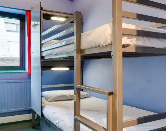 Chambre privée de 4 à 6 lits à l'auberge Clink261, Londres